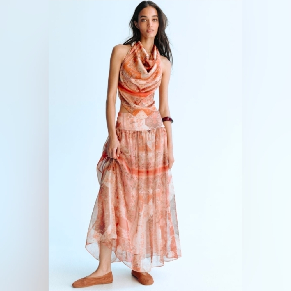 H&M 2-piece set HALTERNECK TOP & FLARED SKIRT